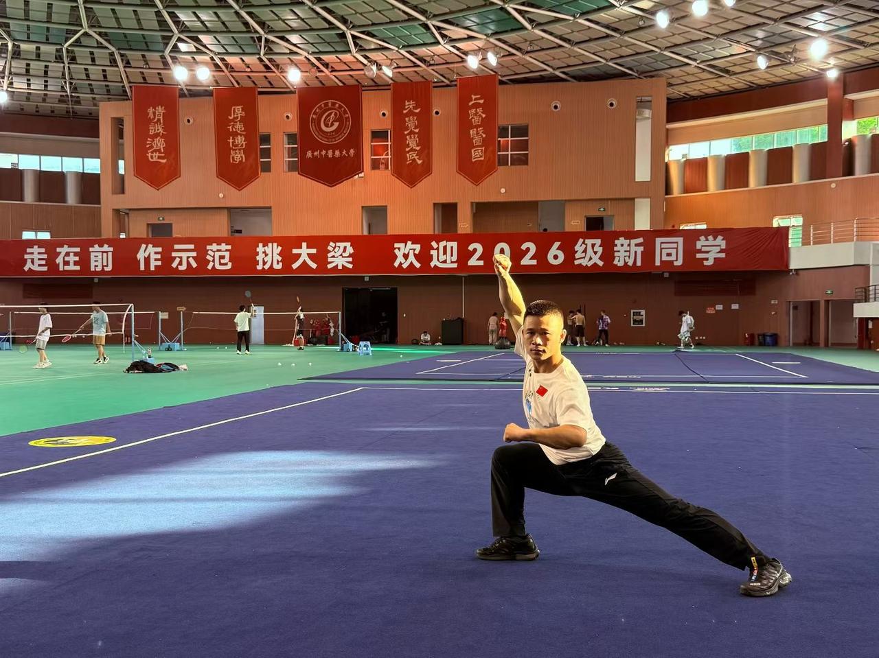 体育老师是亚运会冠军，是一种什么样的体验？亚运会人物 广州
