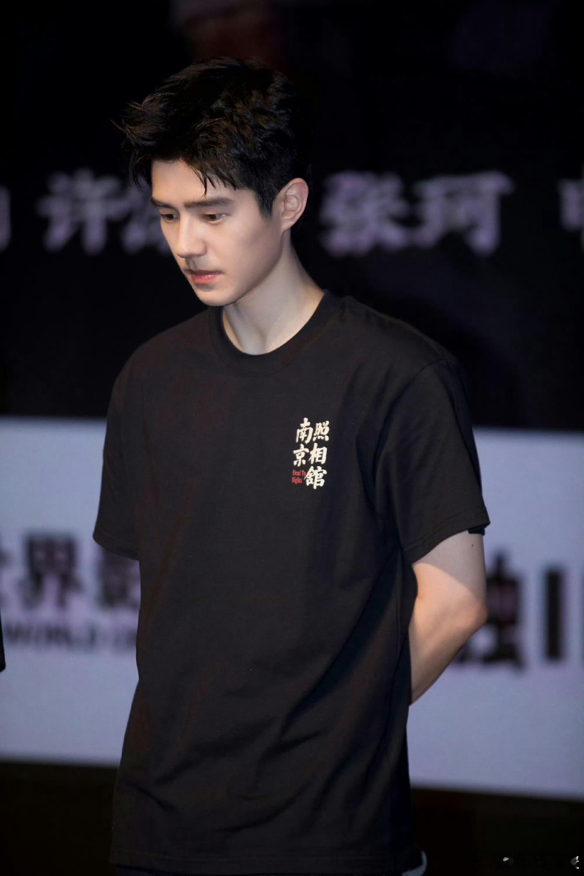 刘昊然现在是不是951了？一番30亿票房在这里摆着了 ​​​