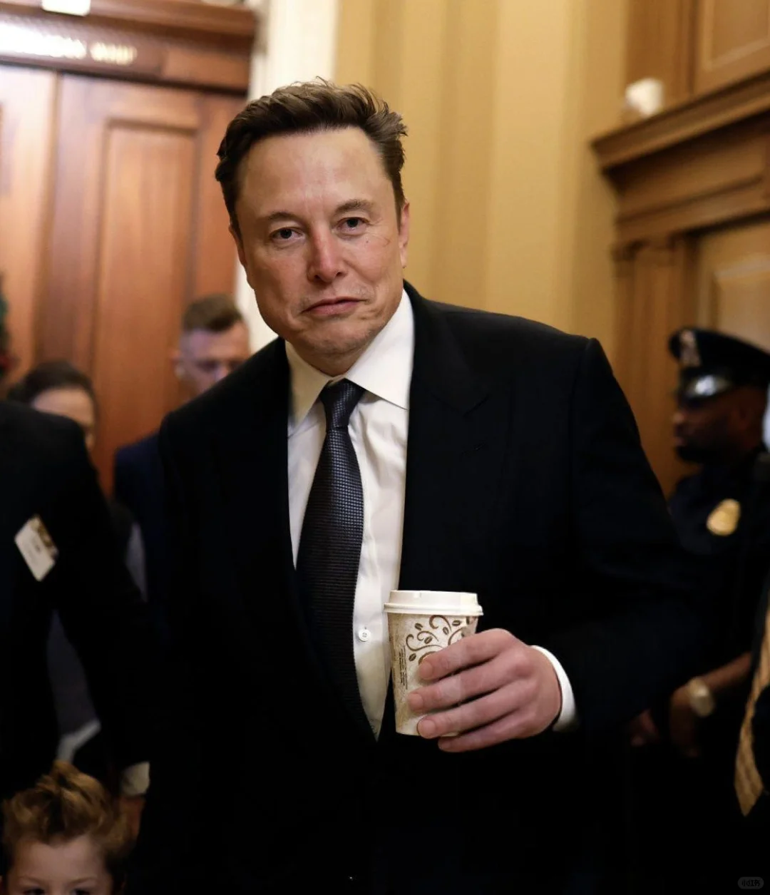 埃隆·马斯克：波音公司仅完成了一小部分工作，获得的收益却是 Space...