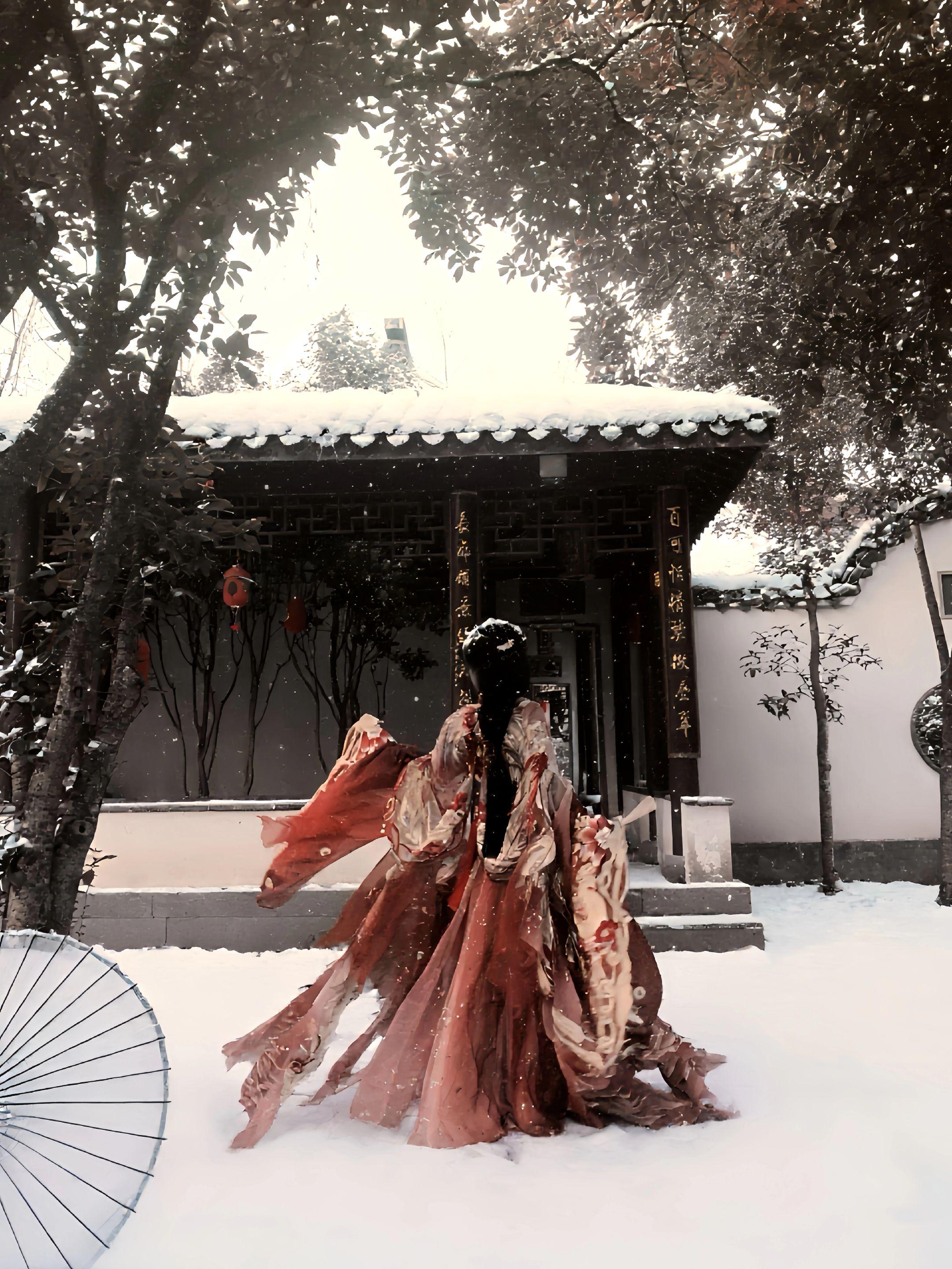 “曾见 浮云万变 沧海桑田”