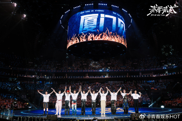 鹭卓厦门演唱会彩排就绪十个勤天鹭卓舞台预热奔赴厦门舞台的鹭卓已就位，场馆彩排有条