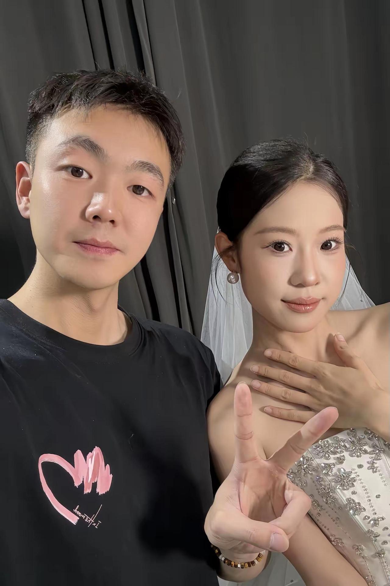 也坚定的做着彼此的那束光