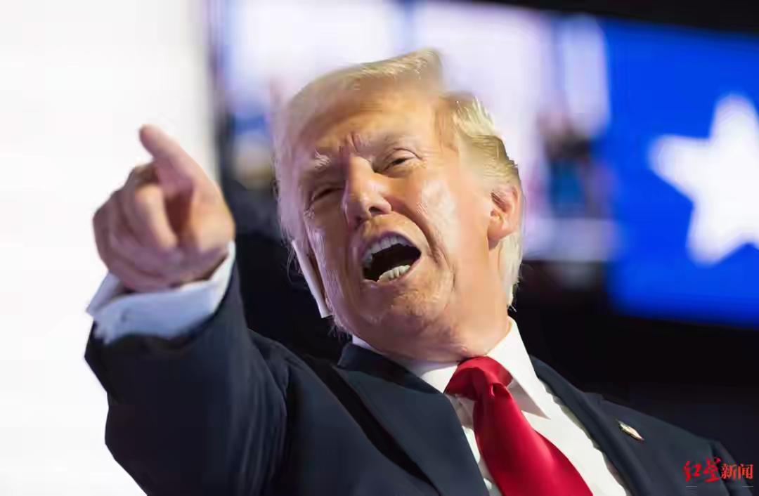 近期美国政坛闹大动静！民主党嘴上喊着要跟特朗普坐下来谈，转头就给他下绊子，这是铁