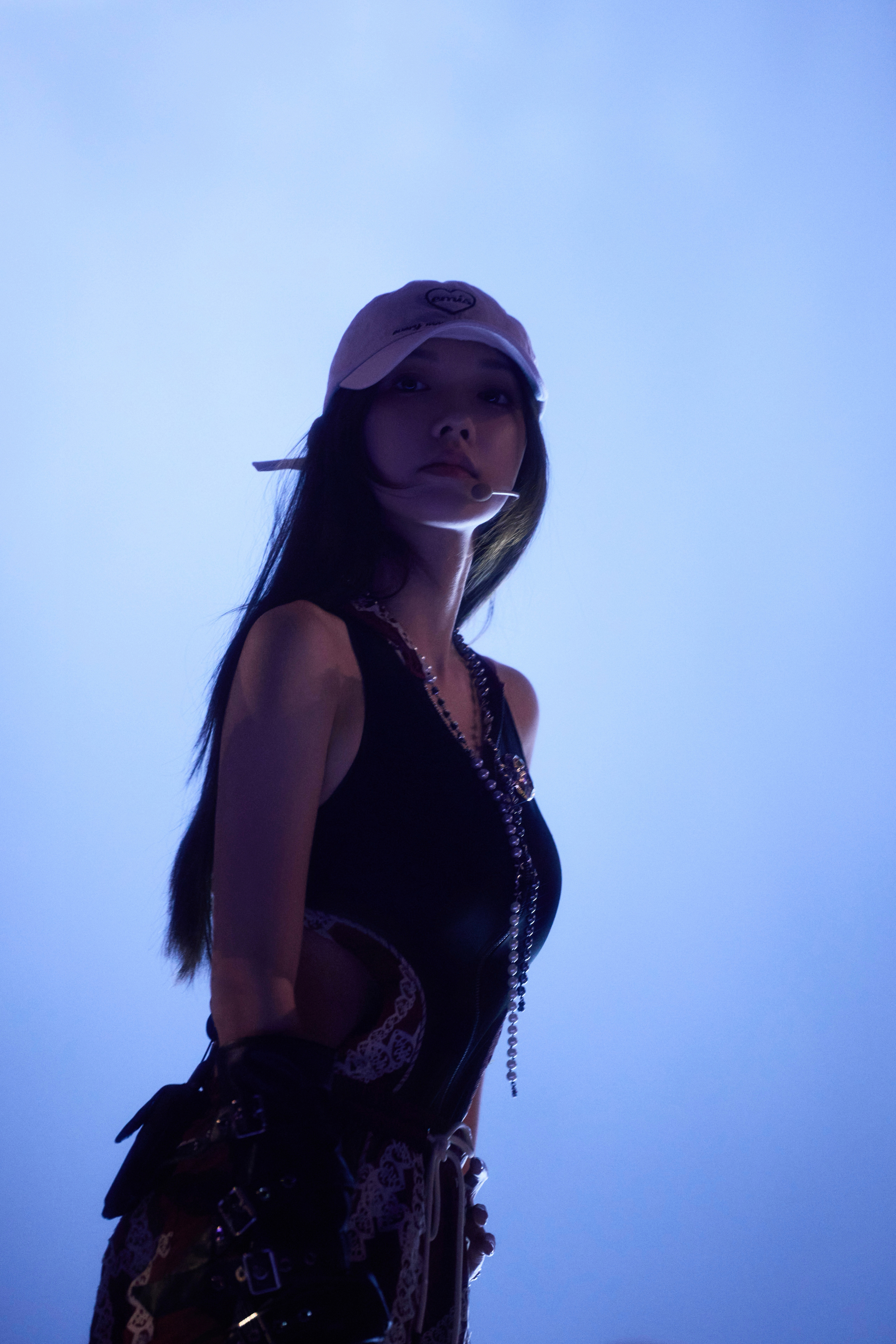 程潇王者荣耀2025共创之夜顶配的脸和身材+绝对的实力，期待程潇今晚的舞台[憧憬