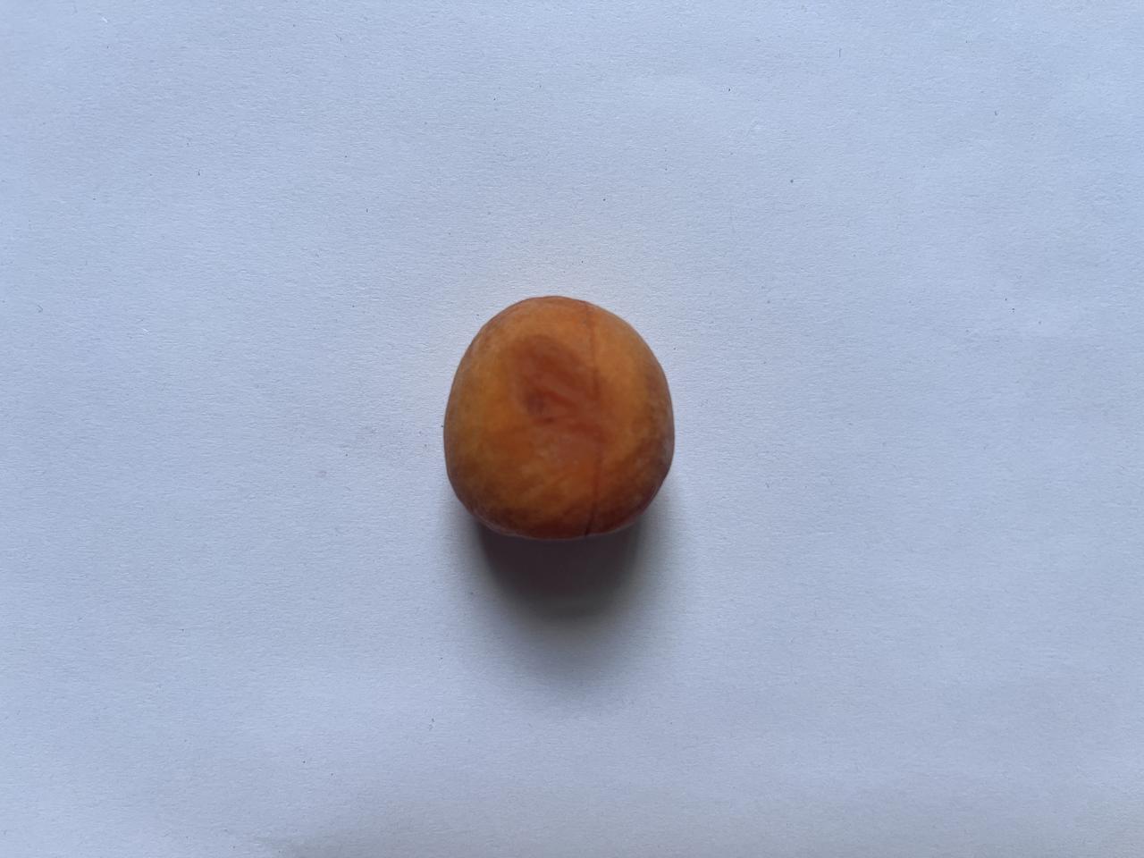 这就是某超市的吊干杏，我真是服了！卖那么贵只有300g，还有坏的！