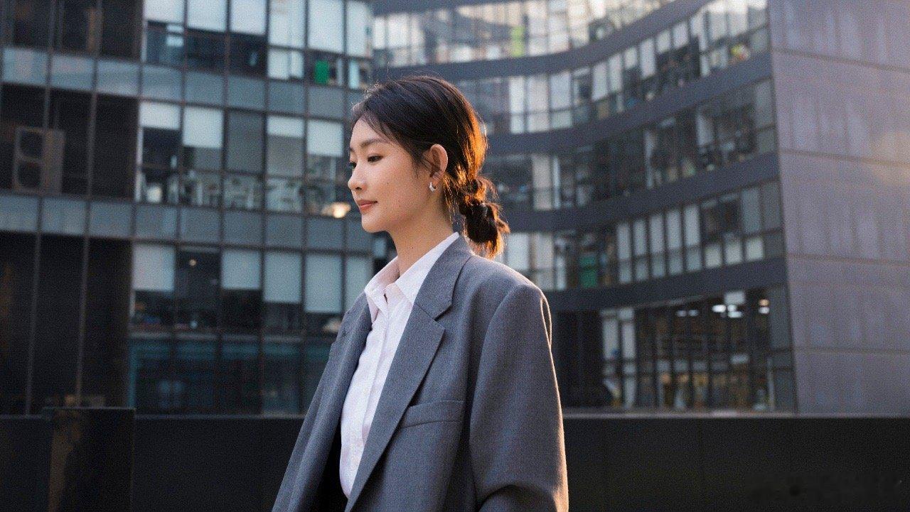 令人心动的offer即刻上场联动 胡先煦周依然新剧，法律学的学生看完预告觉得好真