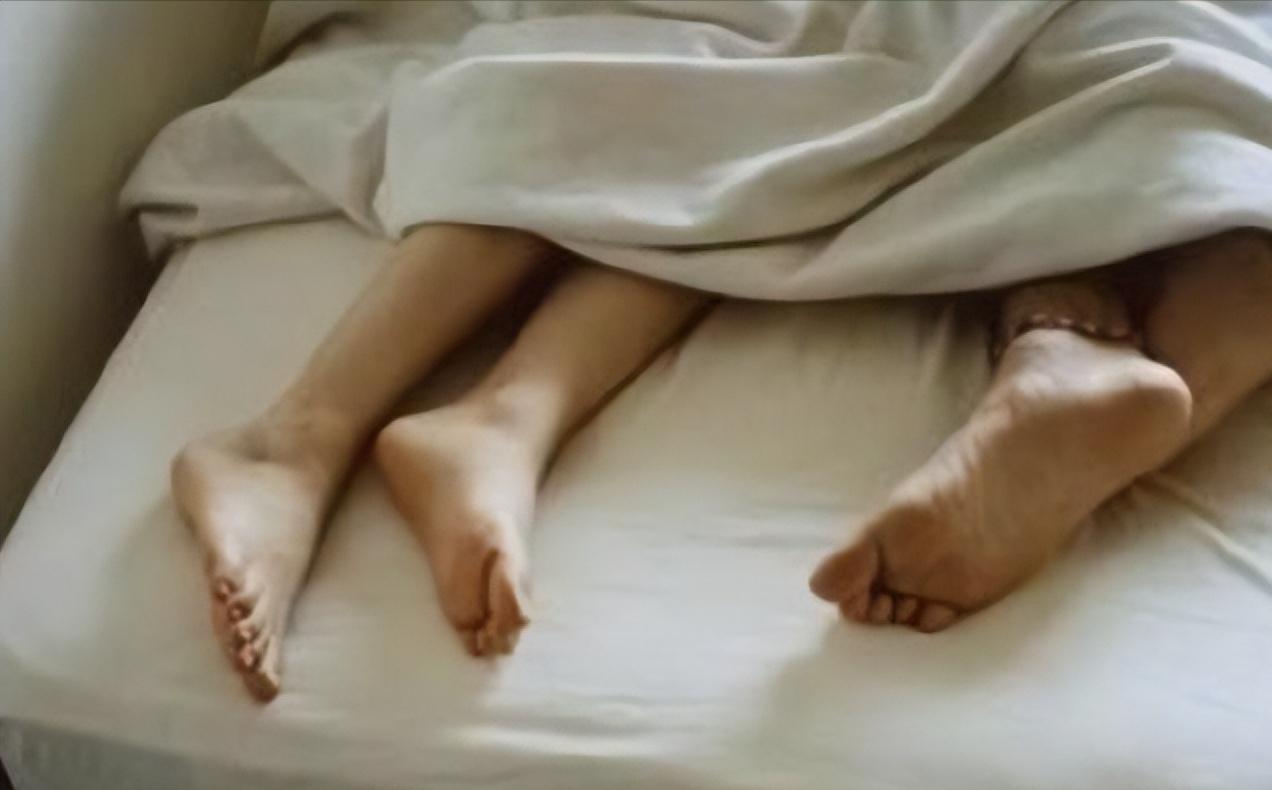 内蒙古，一位31岁的哺乳期妈妈，竟然提供上门按摩服务，当然包含那种特殊的金钱媒介