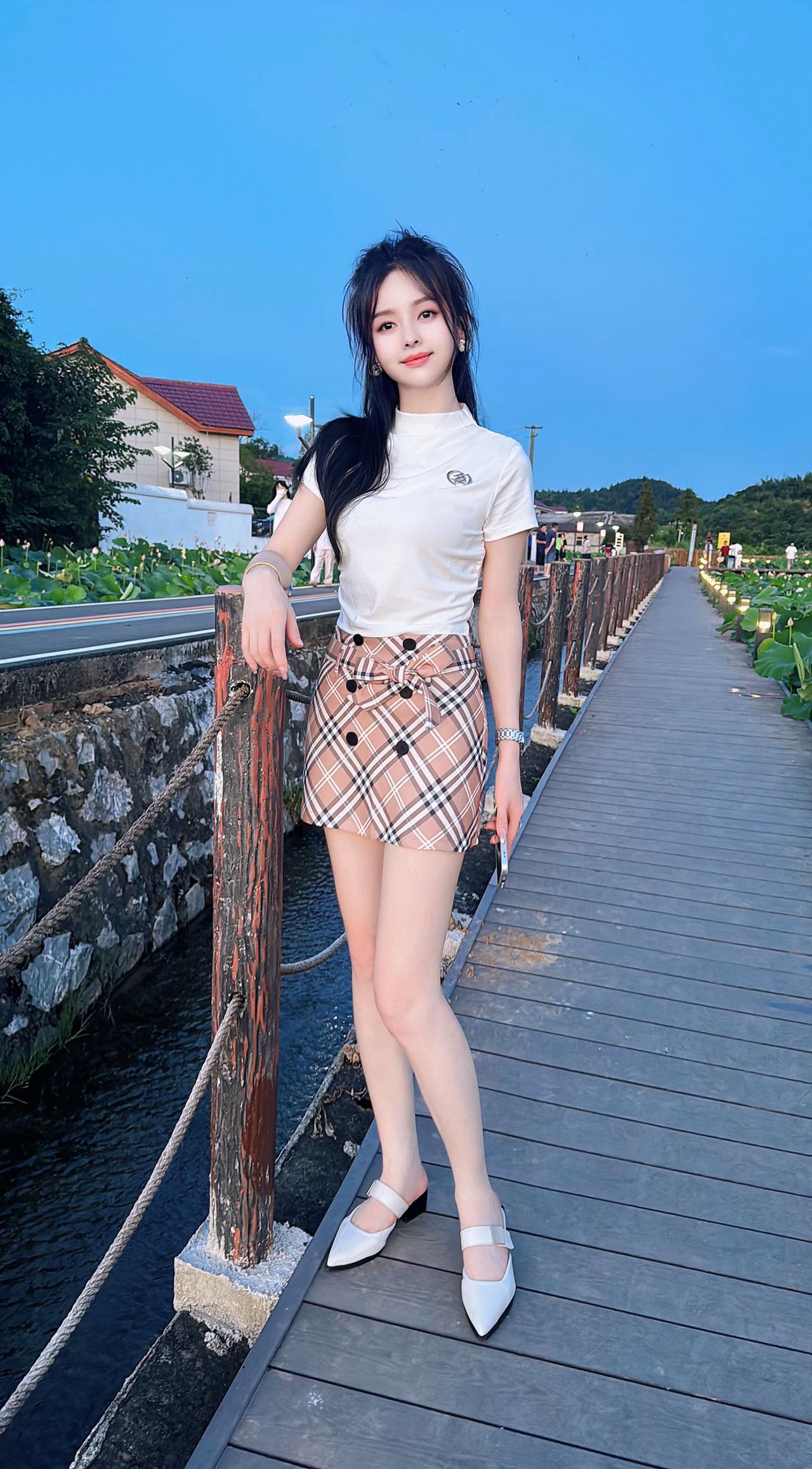 这段话激励了我：一定要少吃多睡，多存钱，多健身，别总觉得没找对人，压根没有对的人