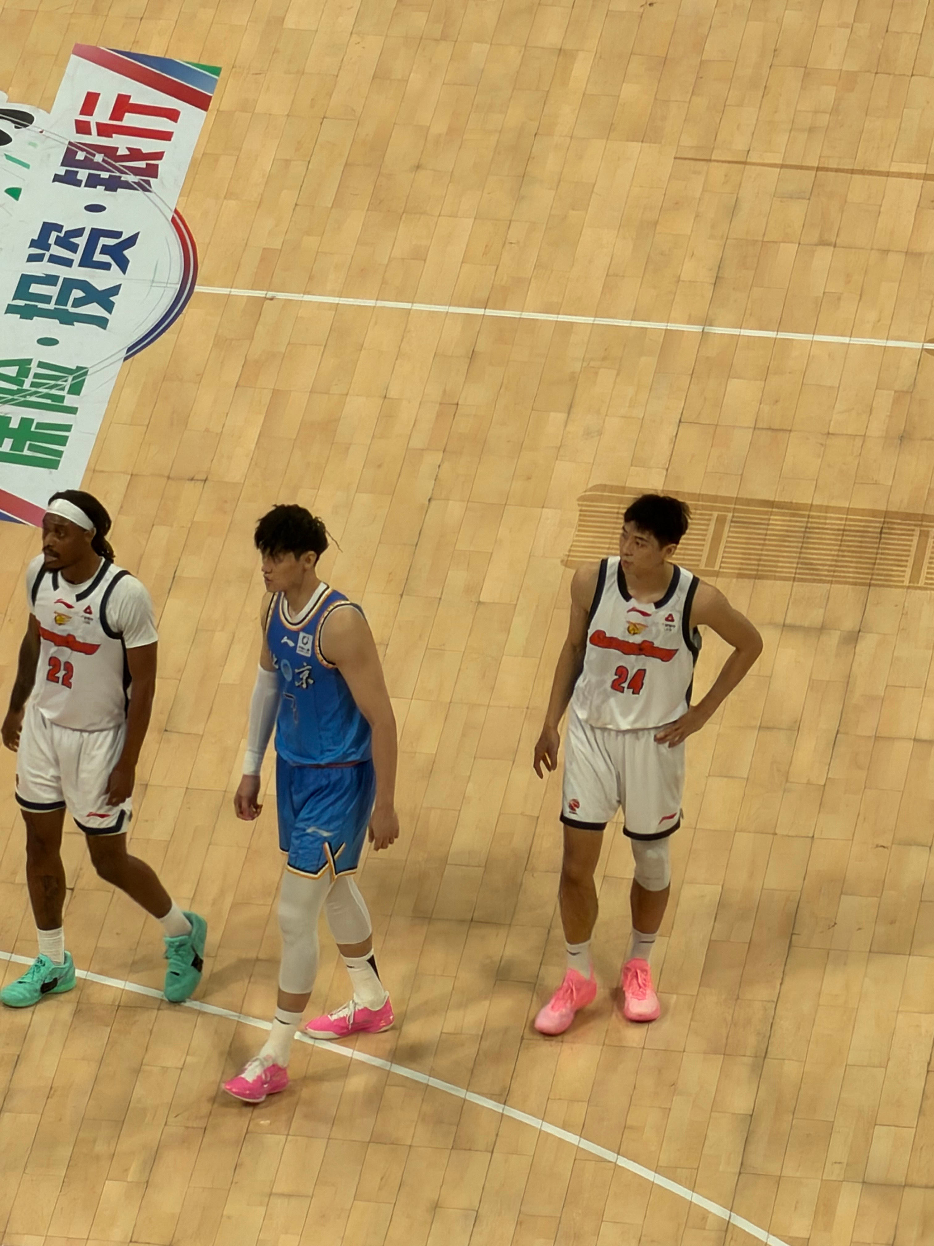 两个篮网名宿北京男篮vs广东男篮