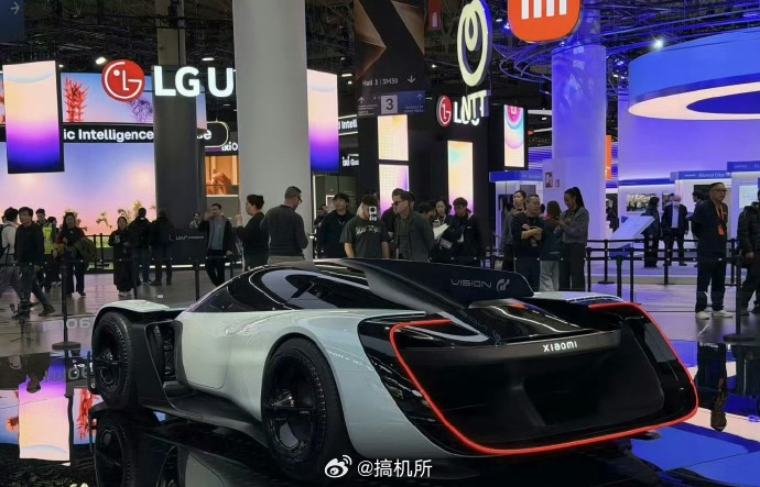 小米超跑线下实车曝光小米vision GT这台车大概率是不会量产的，后续应该会出