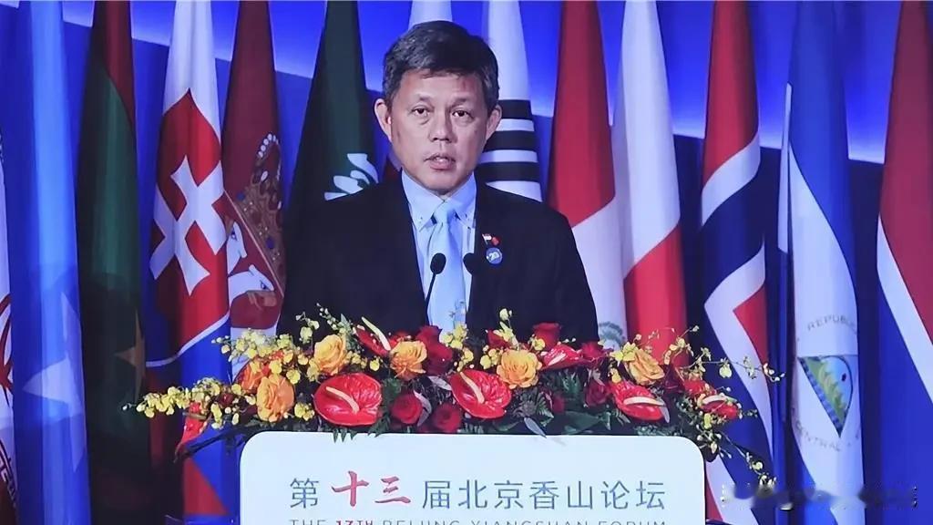 香山论坛上，新加坡防长引用孟子“以德服人”的典故，呼吁保持战略耐心，这番发言引人