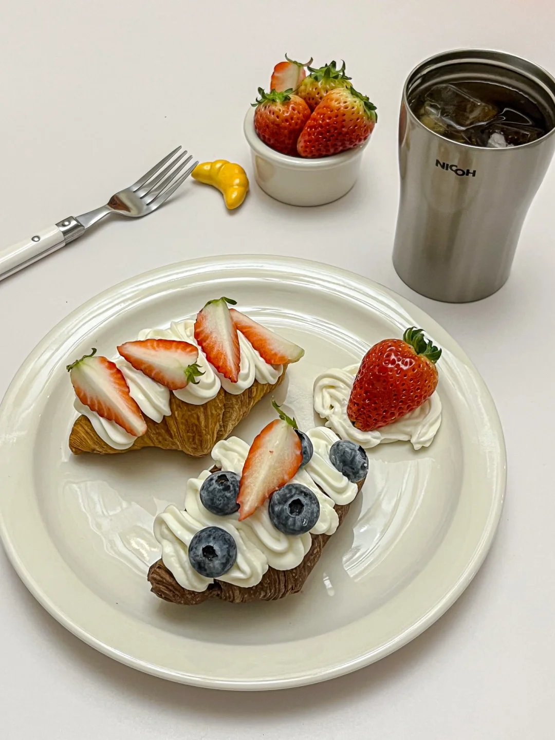 今日份早餐 | 🥐可颂双拼✖️冰美式🧊☕️🧊