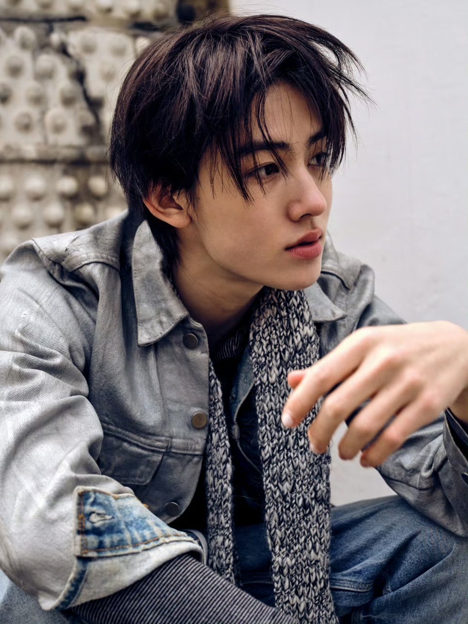 CORTIS严成玹回归新专辑概念图1h队内最快达成万🧱，连登两条越南趋势，严成