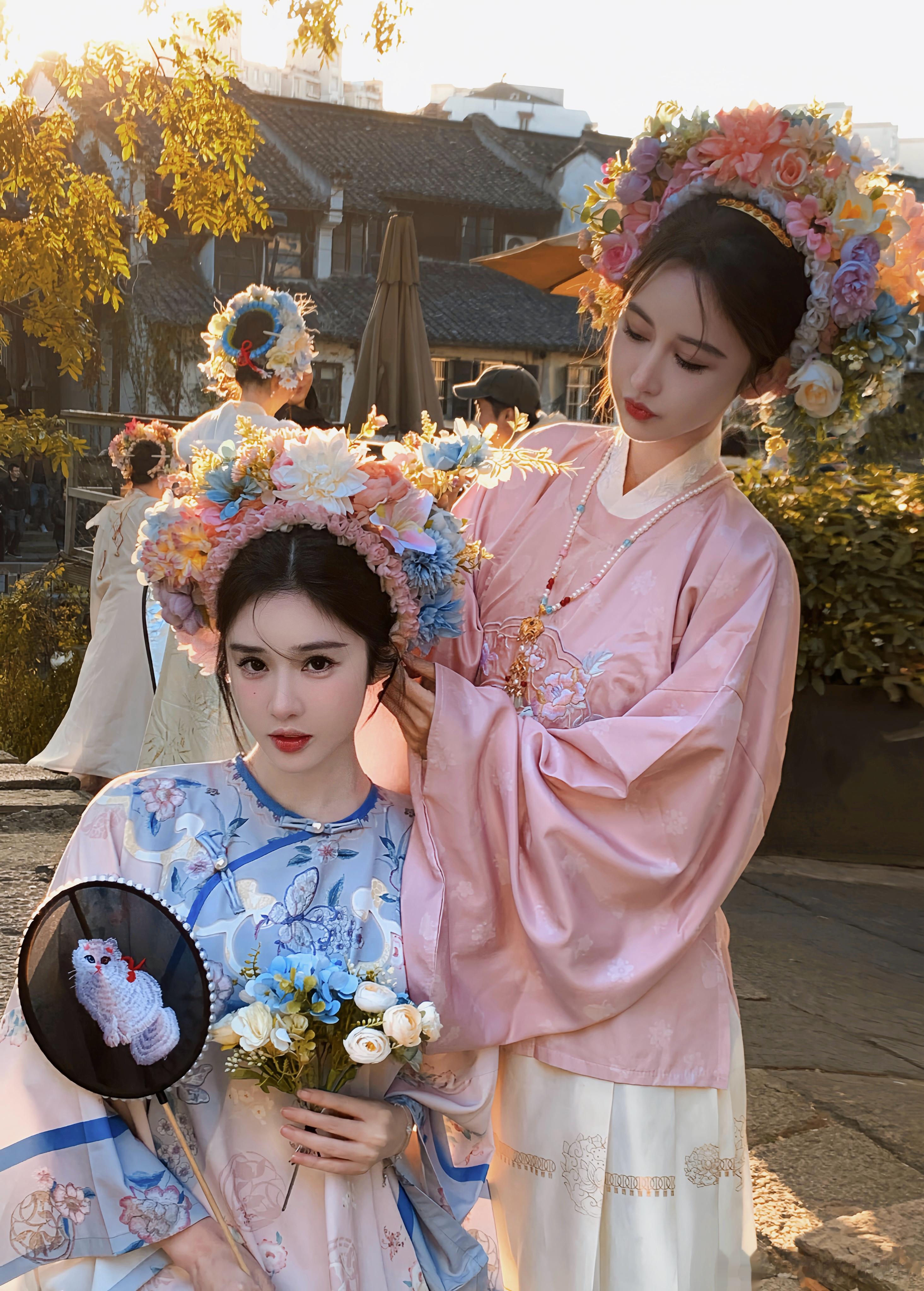 浅簪下花🌸 ​​​