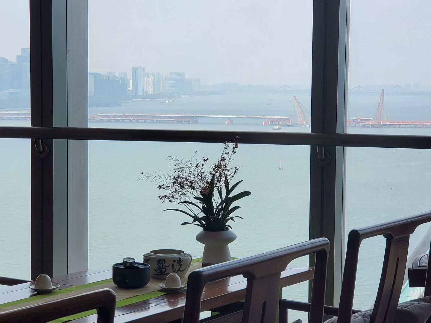 茶道  喝茶看美景🌄，怎能不身心畅轻🌈 