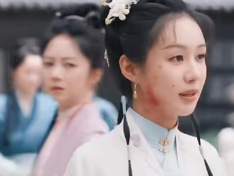 《兰香如故》许兰香拆穿杜翠雀计谋，可杜翠雀却并不害怕也无心悔改……
下面即将迎来