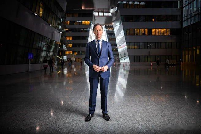 欧媒，一些欧洲国家已经明确表示，如有必要，他们准备向乌克兰派遣军队。——吕特目前