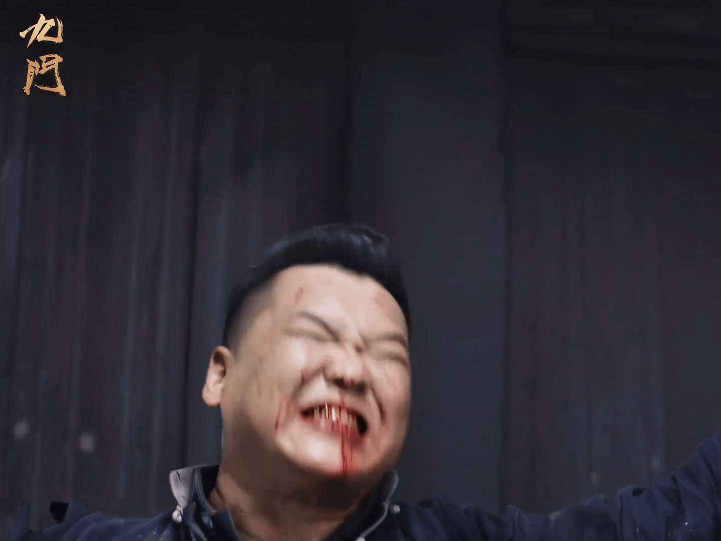 九门我佛慈悲名场面九门反复回看佛爷营救八爷这段名场面。八爷身陷危局依旧镇定说出我