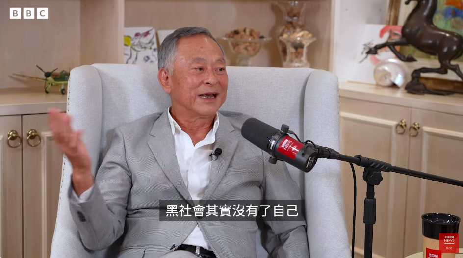 #TNABO# 杜琪峰在接受BBC专访时罕见花了一些时间，回应了下《黑社会3》，