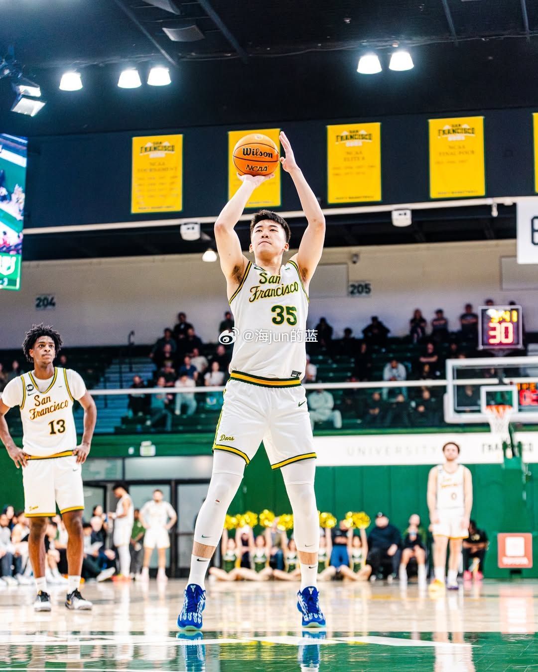 之前聊到郭指导用三后卫的问题网页链接 从杜锋到老乔到老郭，都用过三后卫。有人总说