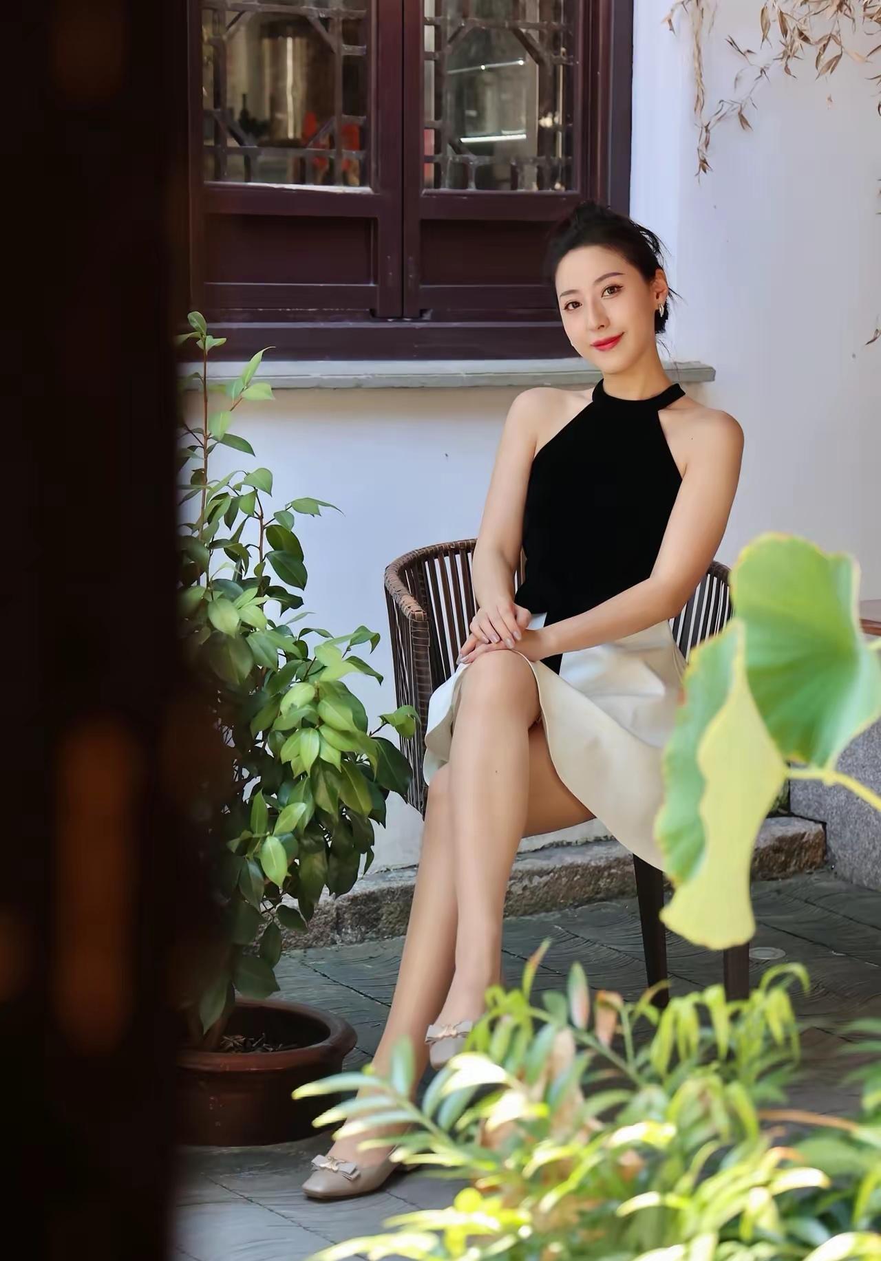 高雅裙装穿着