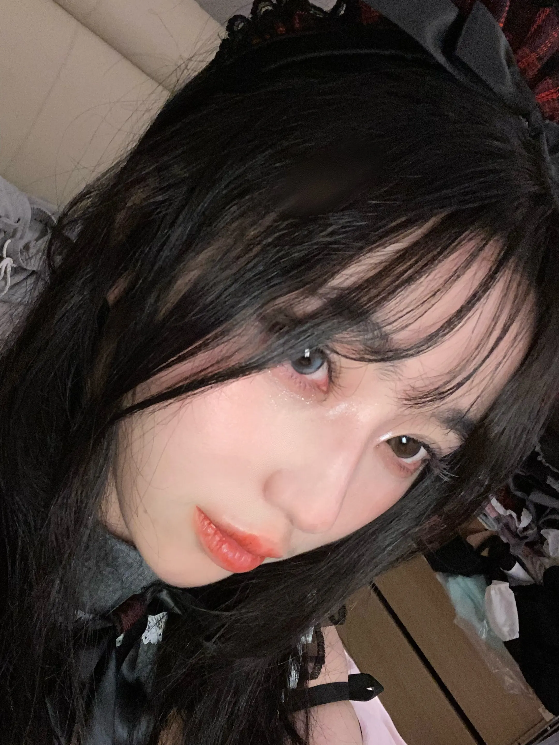 你从不过问我为何流泪