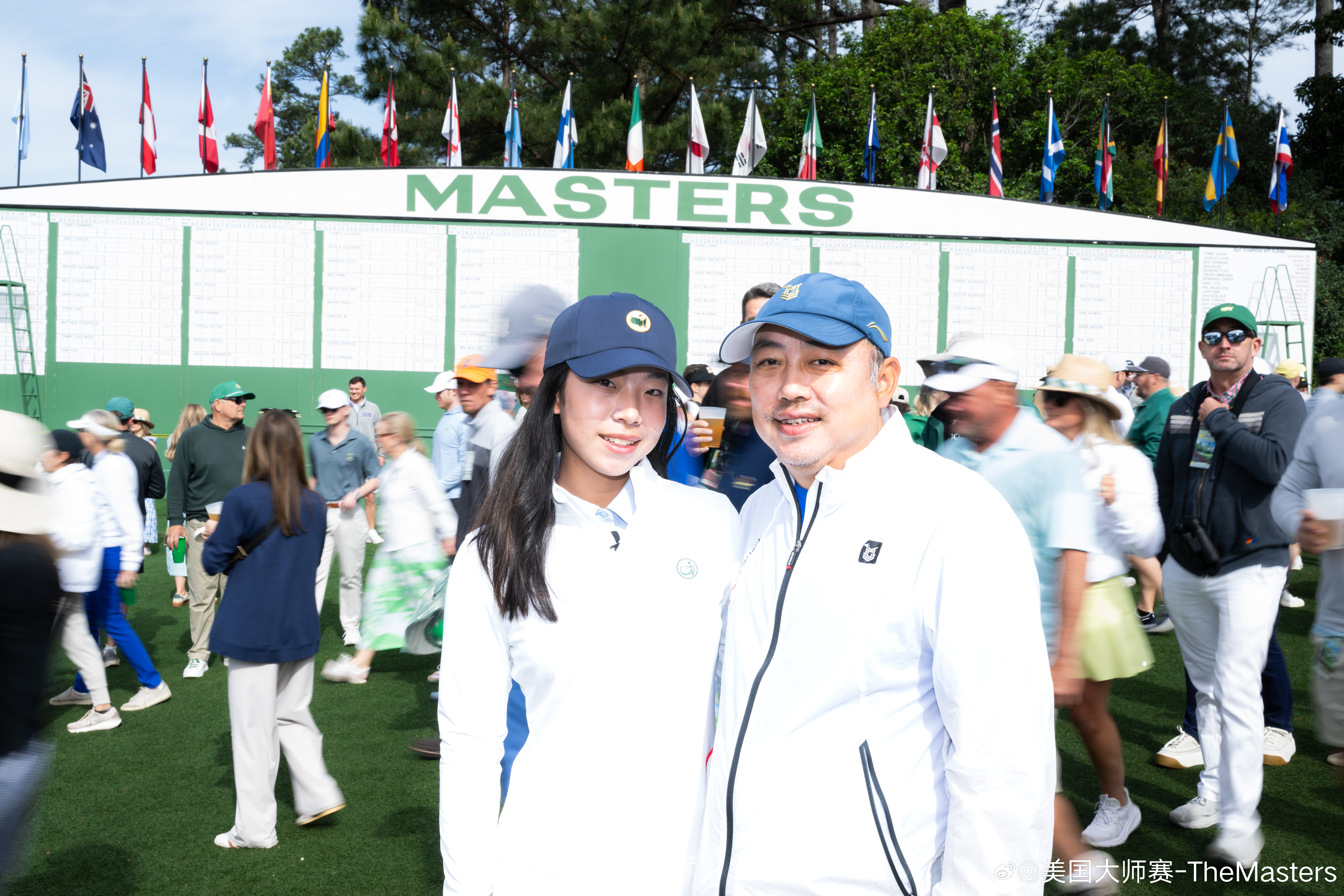 一年一度的高尔夫美国大师赛又在圣地美国奥古斯塔举行了，上周刚在女子业余赛中获得第