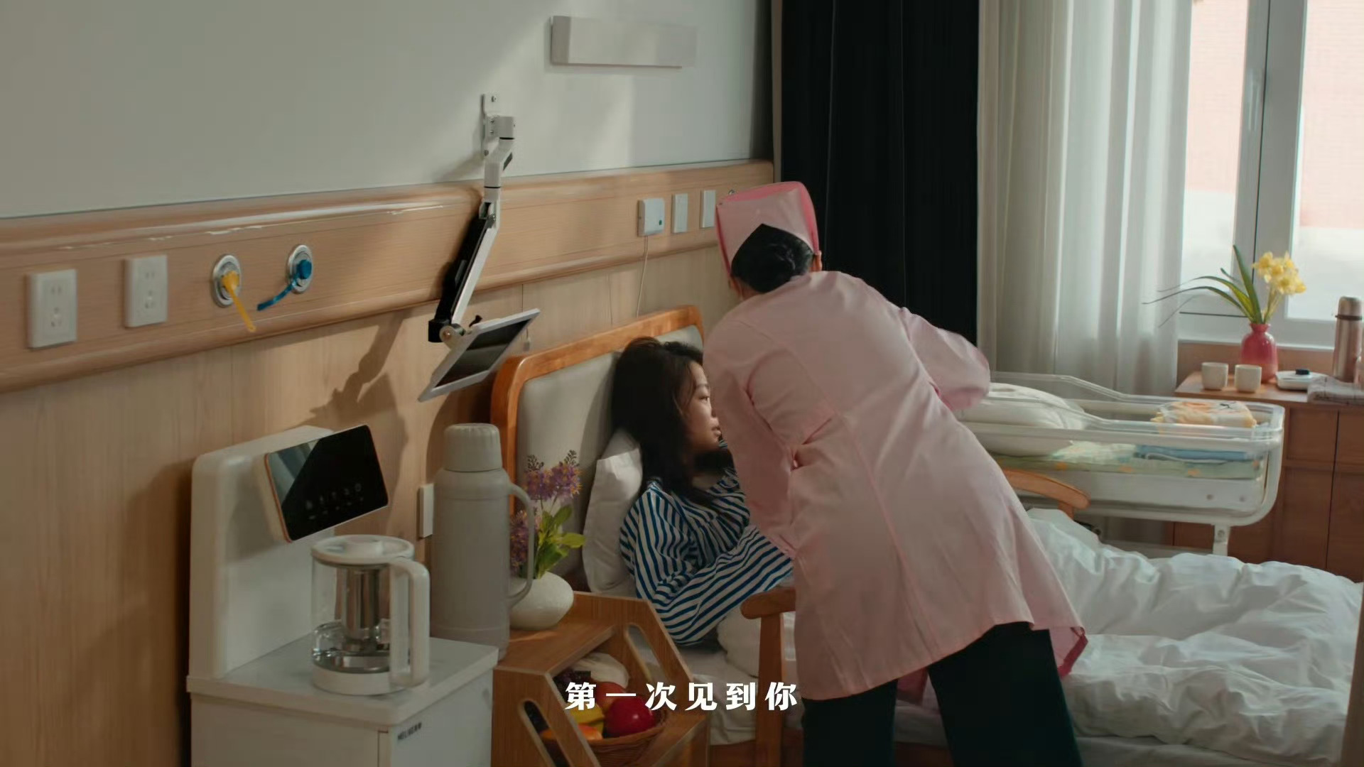 突然发现妈妈有的时候也在装大人邮储银行这部母亲节微电影太戳心了，以孩子视角读懂妈
