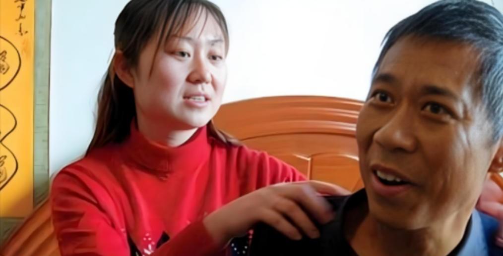 2008年河北25岁女子瞒着父母，割下69%的肝救公公，3年后遭婆家嫌弃赶出家门
