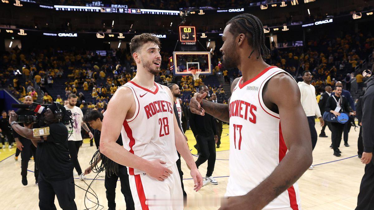 距离火箭下赛季常规赛揭幕战还有69天！NBA揭幕战休斯顿火箭NBA吐槽大会 ​ 