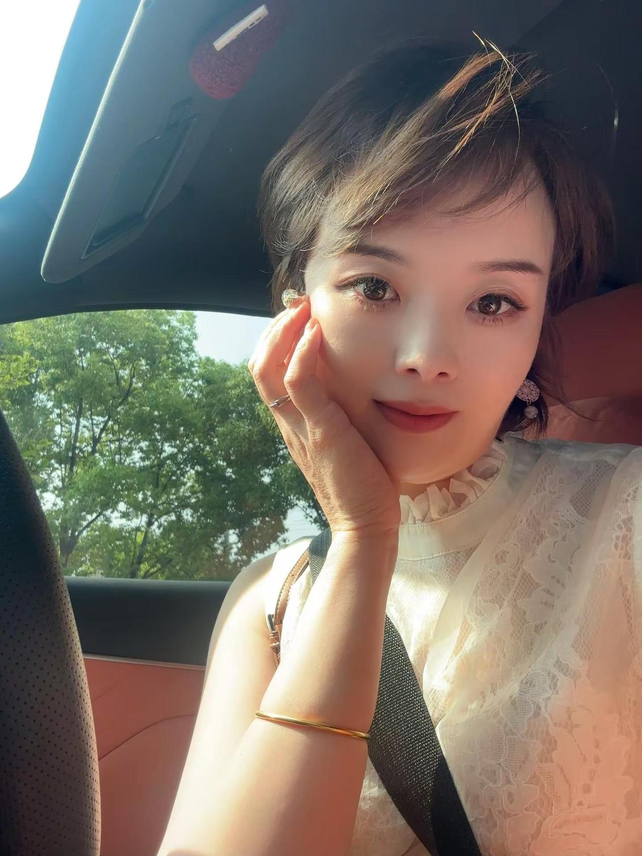 上天赐予我最好的就是眉眼带笑的你