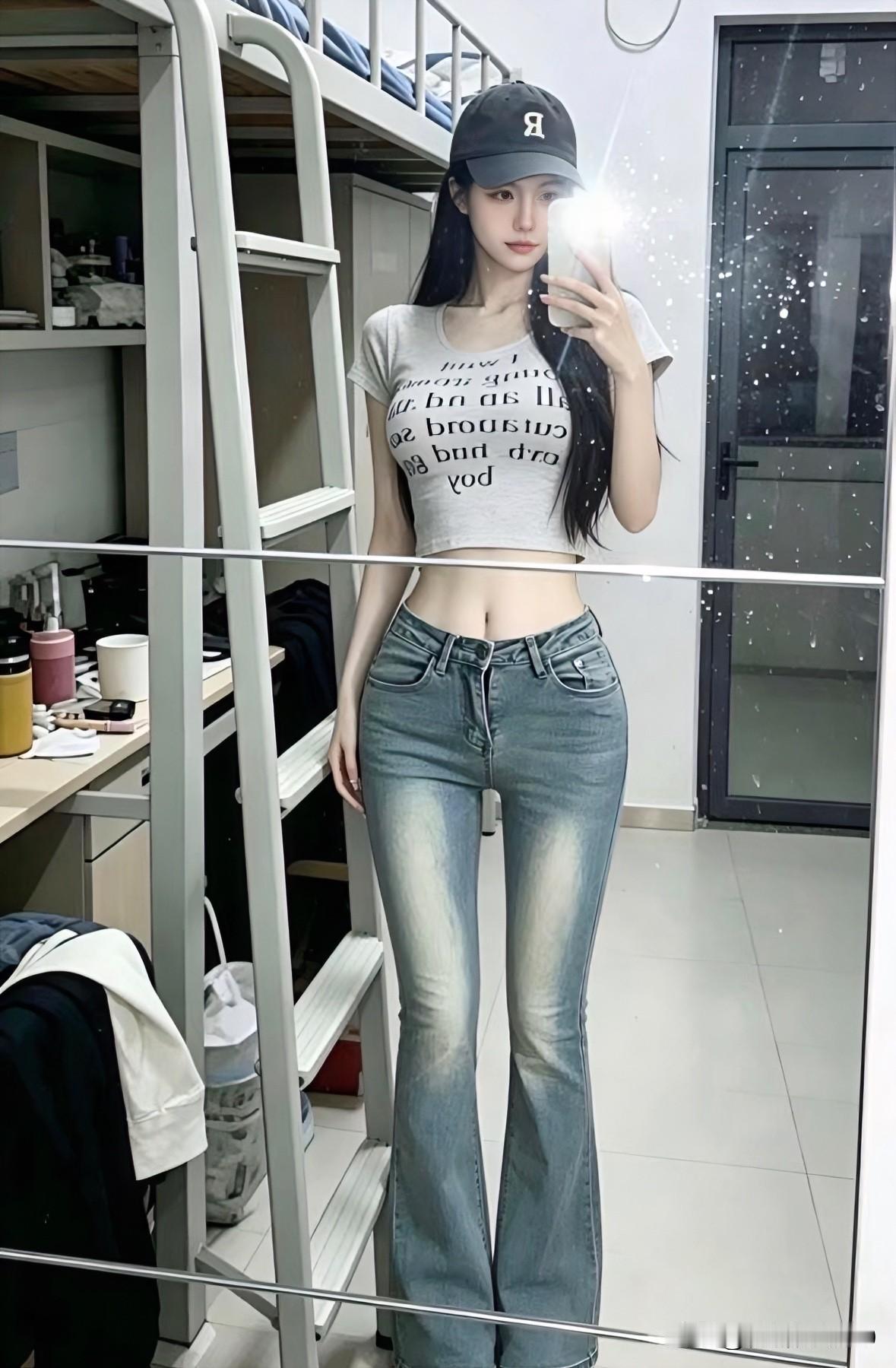 如何穿着显身材？ 
牛仔裤