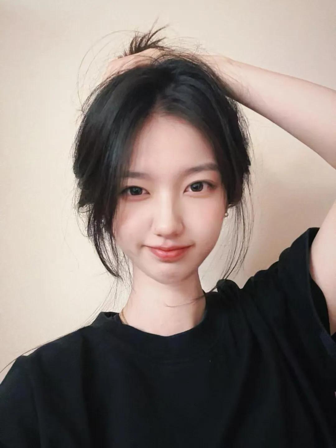 元气满满的一天从微笑开始😊