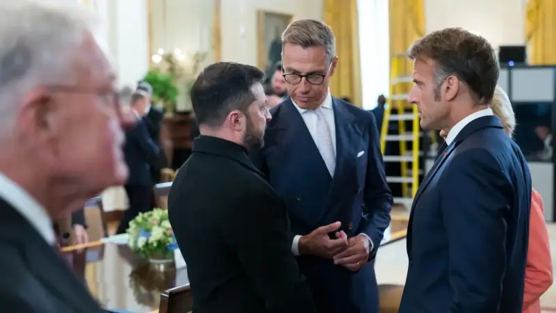 烽火问鼎计划幂谈天下俄乌局势新进展 美俄正准备向乌克兰发出最后通牒据电报频道"L