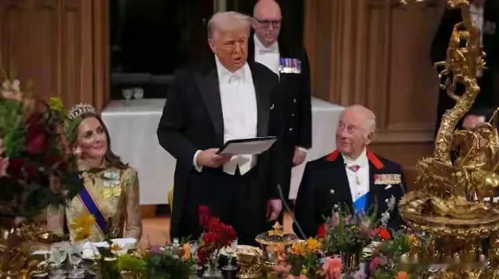 很特别的座位安排，这是英国国王查尔斯三世宴请美国总统特朗普时的情景，王子妃坐在特