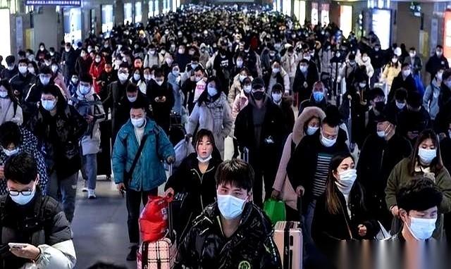 最近网上有份关于“人口风暴”的报告传得很凶，里面抛出了一个极其扎眼的说法：过去三