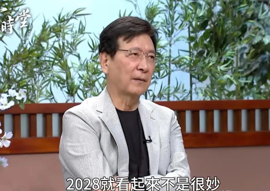 赵少康是国民党亲美派的最典型代表之一。当然国民党一直以来就亲美，现在也无人不亲美