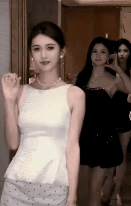 选美的时候，为什么没有看到这些漂亮的女子入围？实实在在说，画面中的这些女子，无论