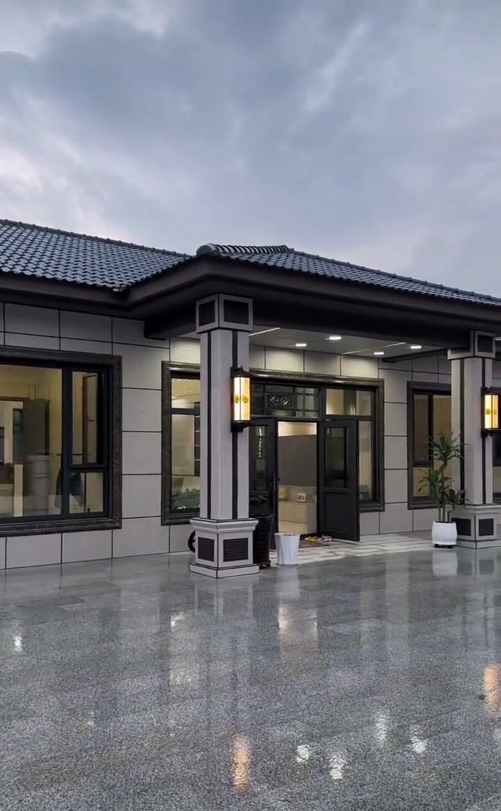 想回老家盖一栋现代别墅，首先得考虑自己的需求和可能的顾虑。

需要先了解他的预算