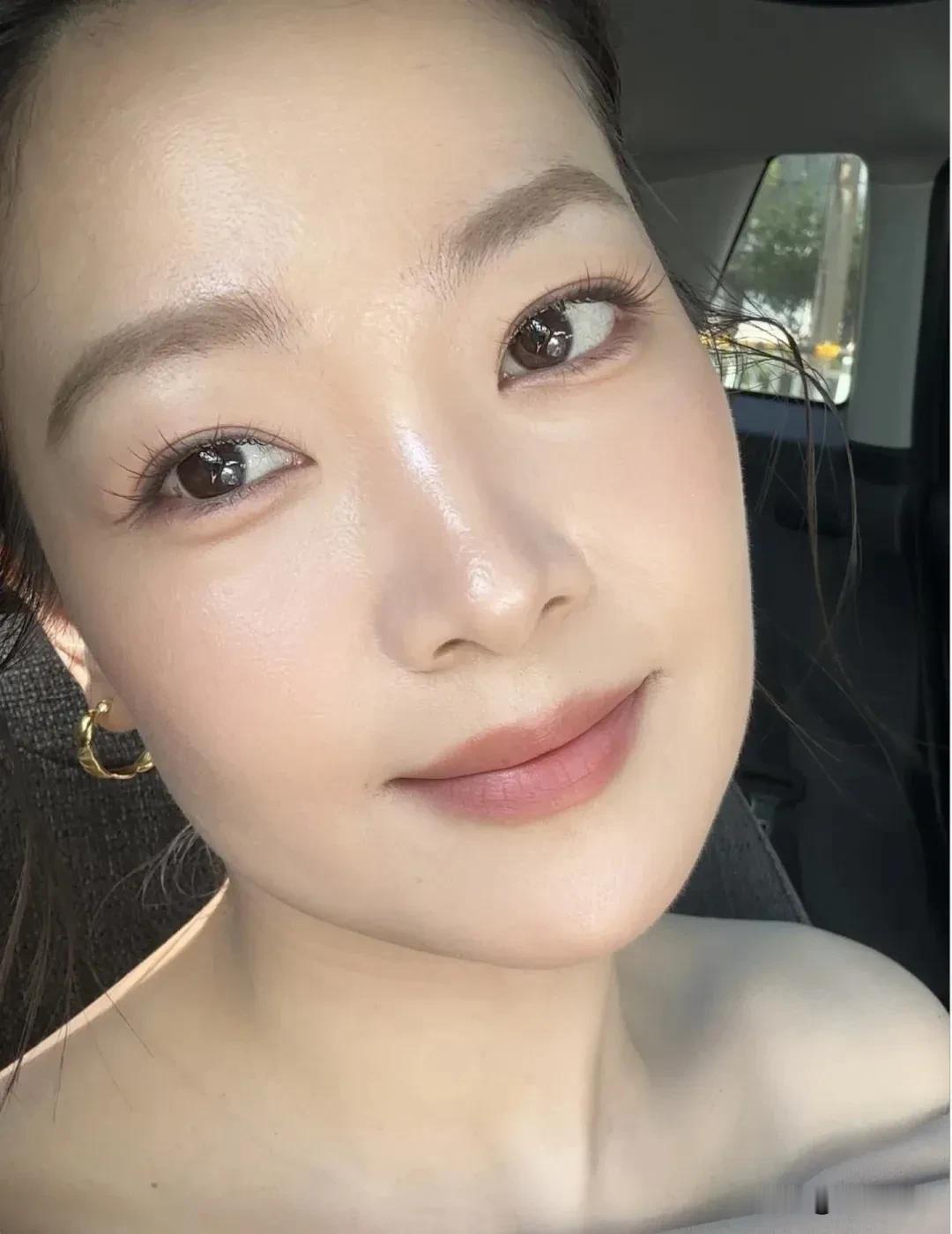 化了个妆还好吧