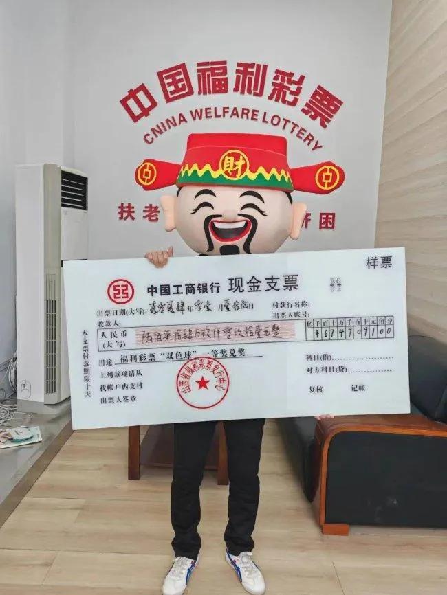 前区12码精选

01、07、11、14、15、18、23、25、28、30、3