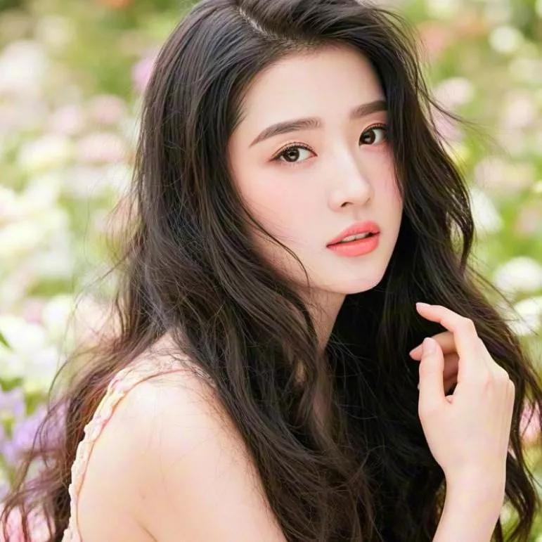 沉醉在春天的花海中，感受大自然的美好春天的美丽花海 赏花春天 春天的鲜花浪漫 花