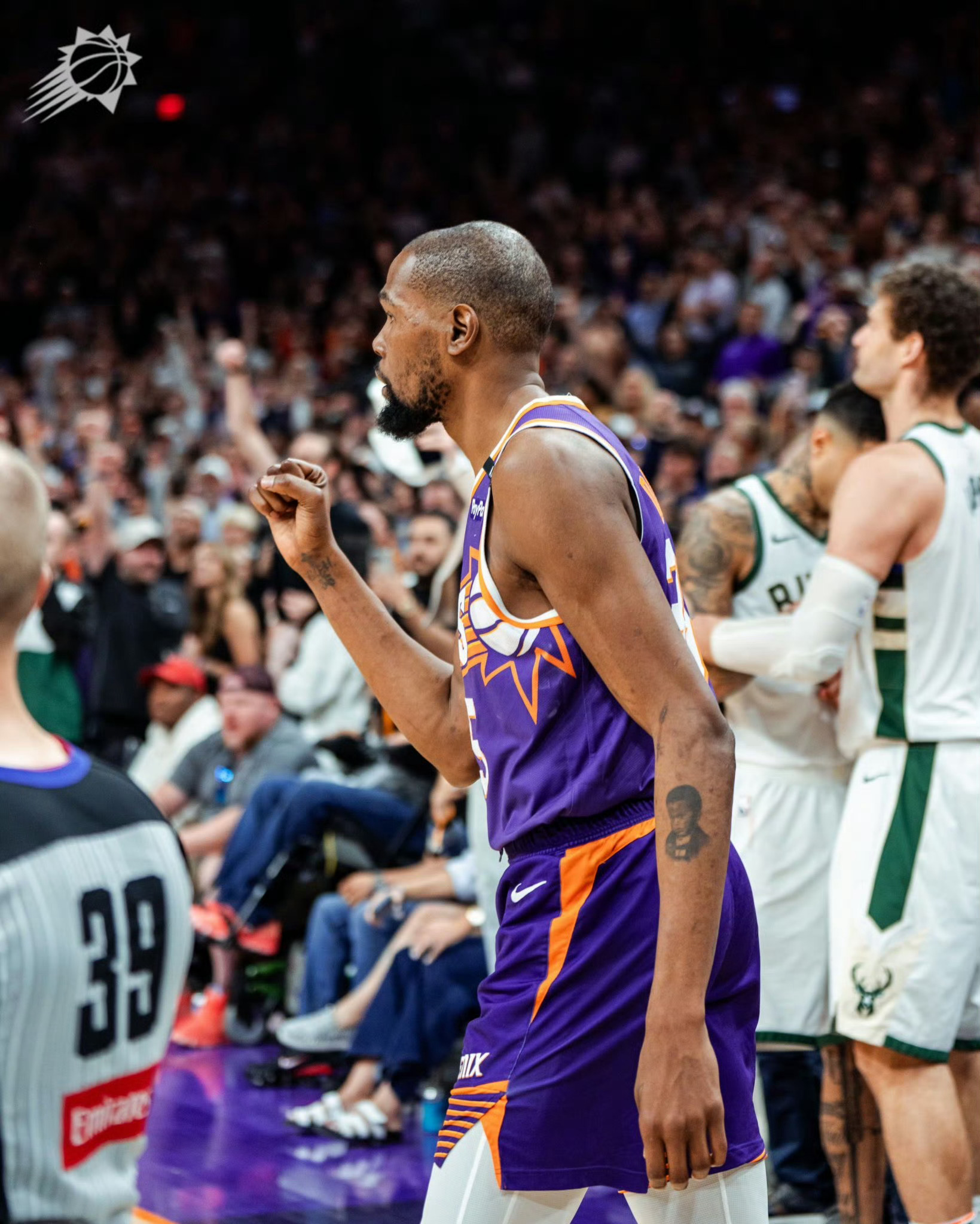 火箭队球星凯文·杜兰特将缺席休斯顿接下来的两场比赛，对手分别是太阳队和勇士队。杜