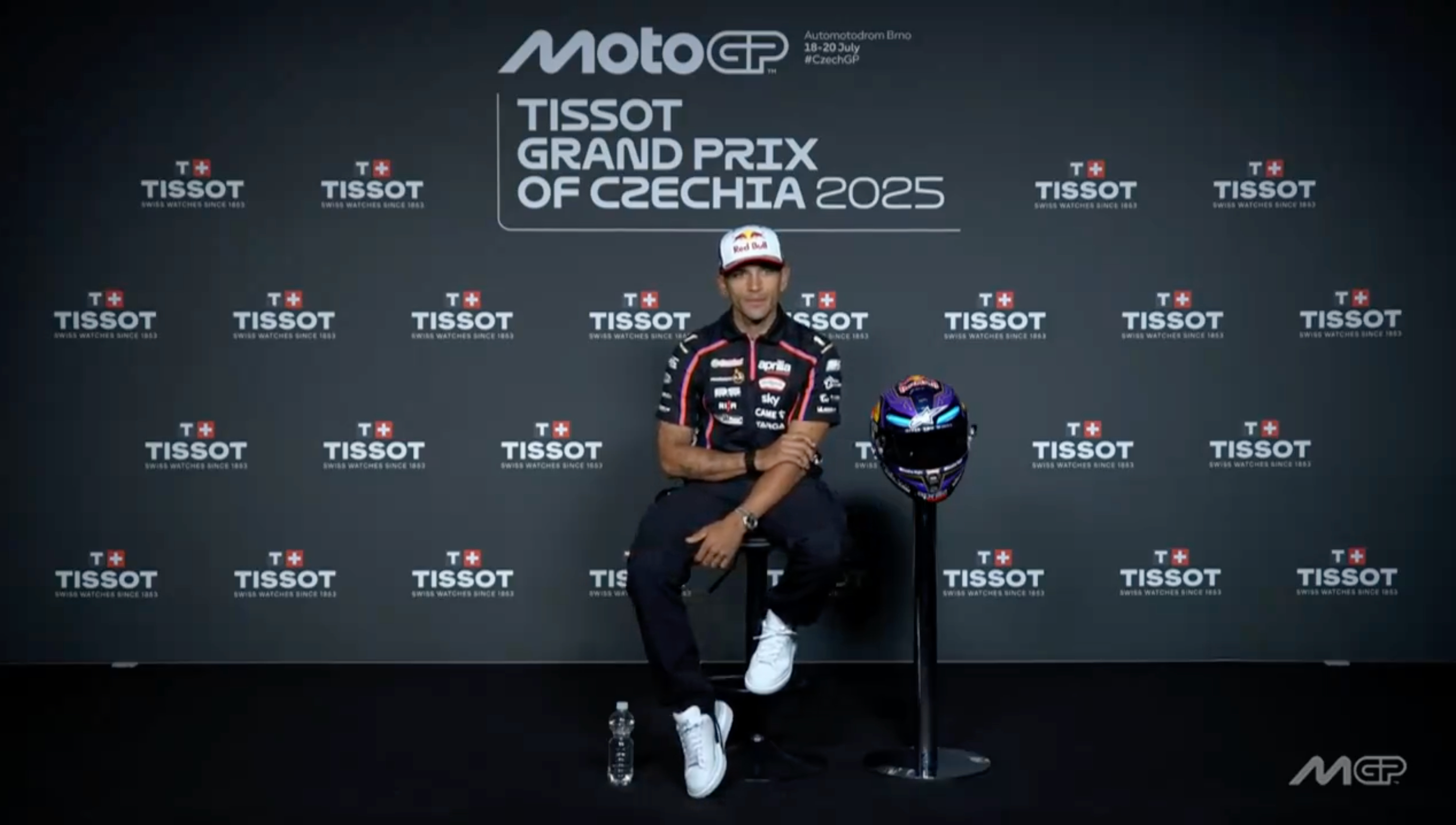 马丁亲口确认：自己2026赛季将继续留在阿普利亚车队！MotoGP2025Mot