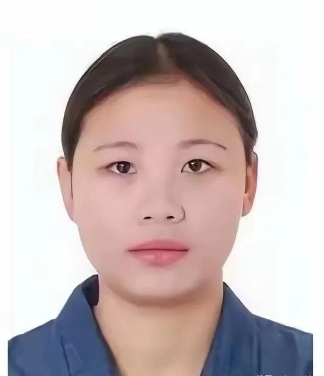 湖南警方发布悬赏通告，通缉卖淫集团主犯余井红（女，27岁）。8月5日宜章公安发通