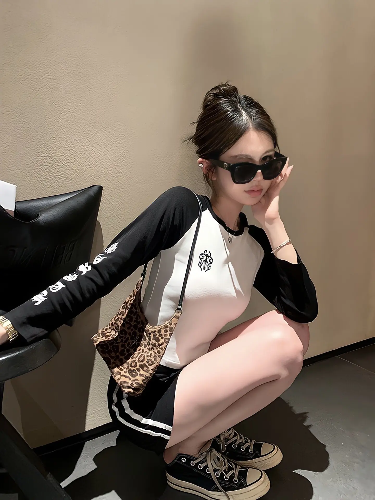 无所谓，有点累，姐是午夜的伤感玫瑰