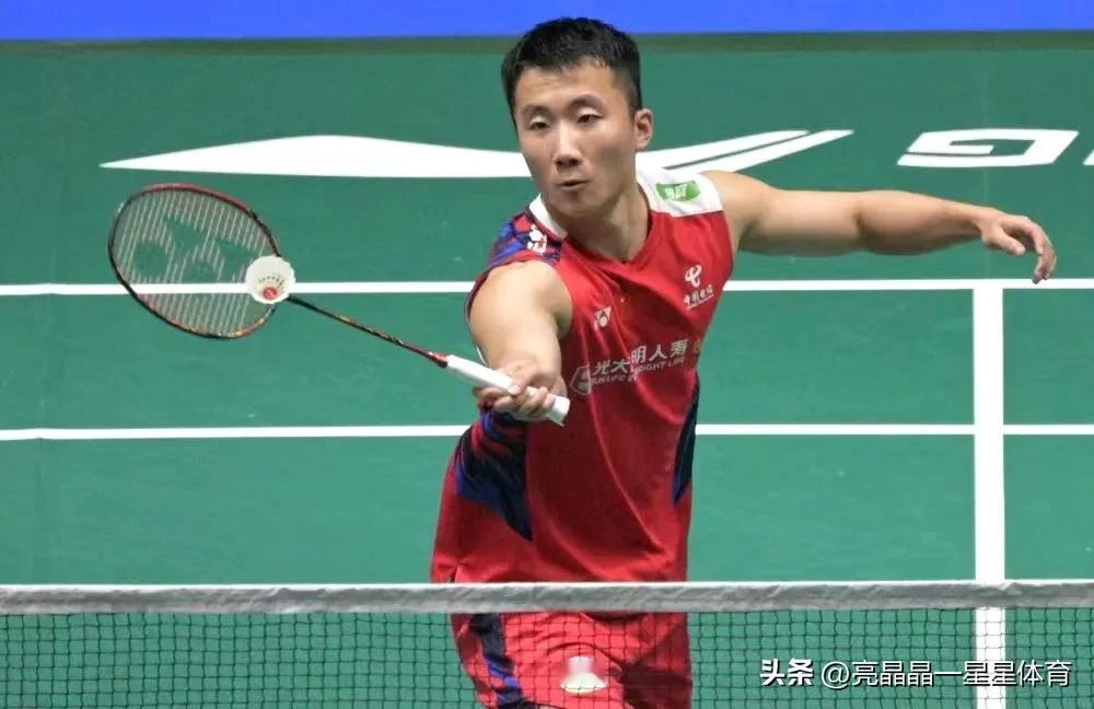 韩国羽毛球公开赛！男单决赛阵容出炉[玫瑰]

1，陆光祖2-1李卓耀，打进男单决