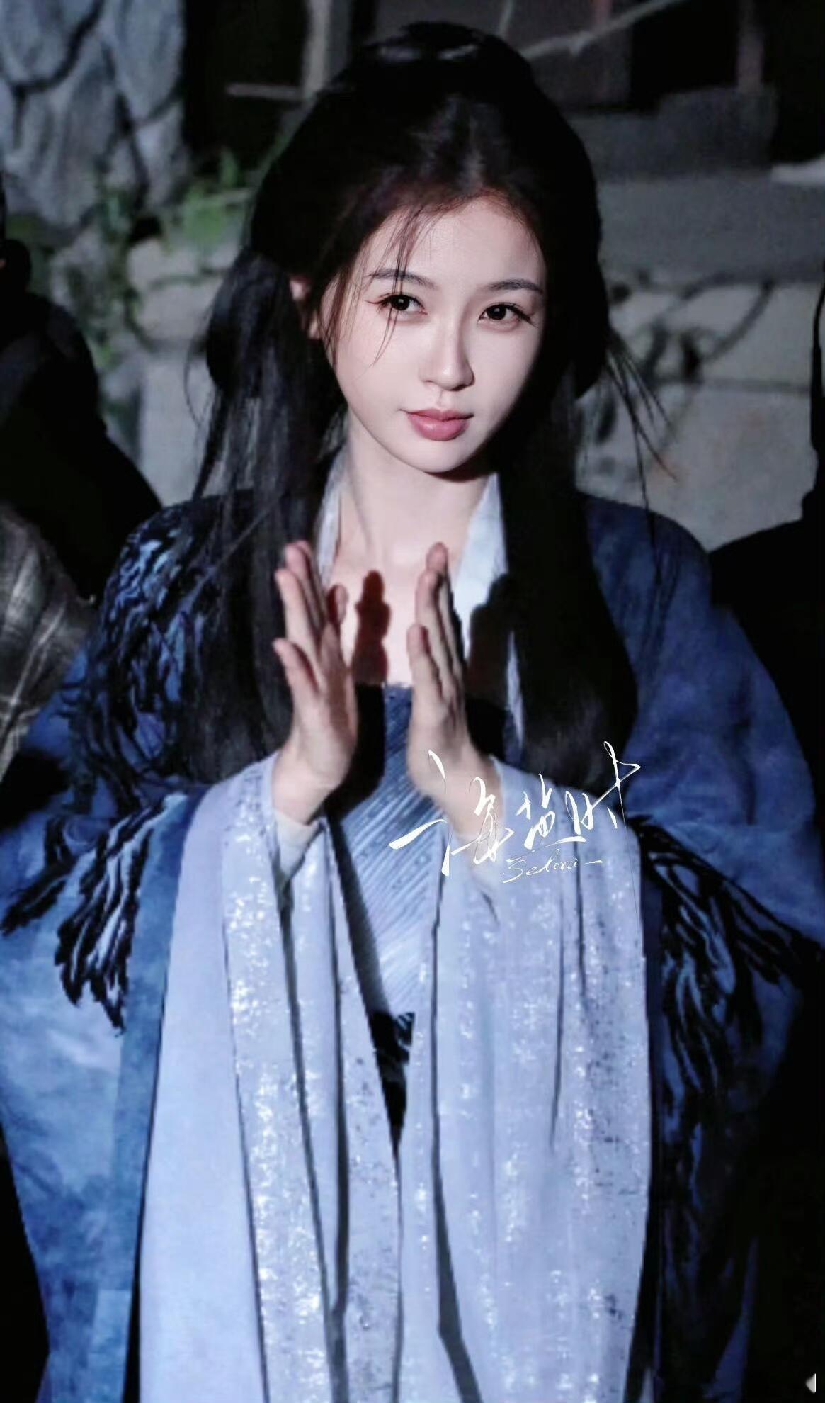 虞书欣云初令今日路透美到我不敢呼吸了，云初逃离锁住你的枷锁，书欣也一定会幸福 