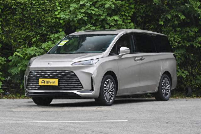别克GL8 PHEV：24.99万起