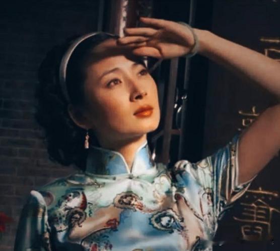 韩复榘对于妻妾私通这个问题，向来是奸夫是必须死的，至于肮脏的姨太太，冷处理，不再